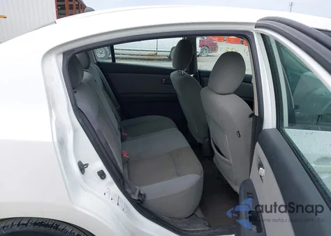 2011 Nissan Sentra 2.0S from USA, damaged, VIN 3N1AB6AP4BL686100